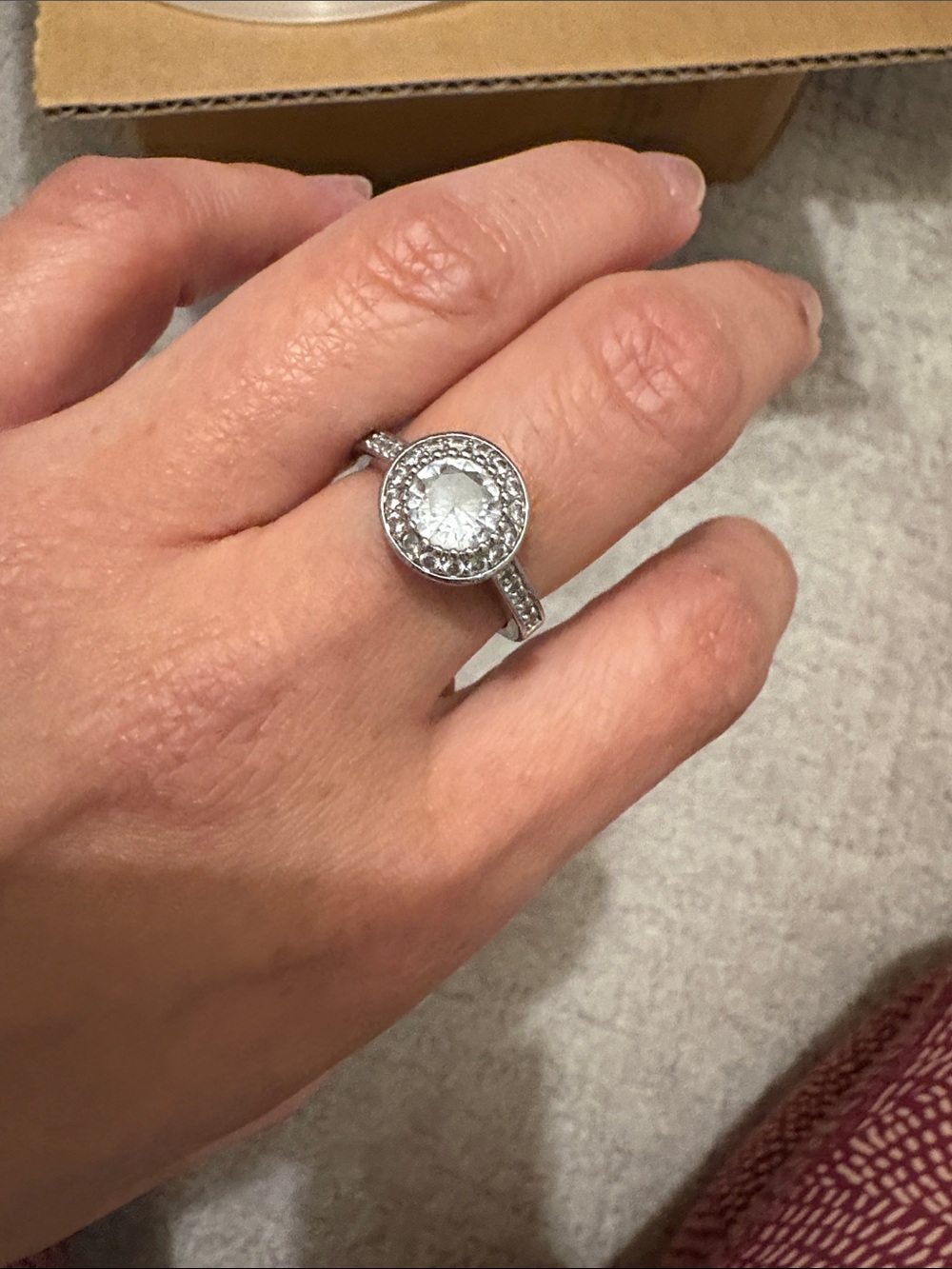 💍5 carat lab diamond gently worn silver wedding engagement